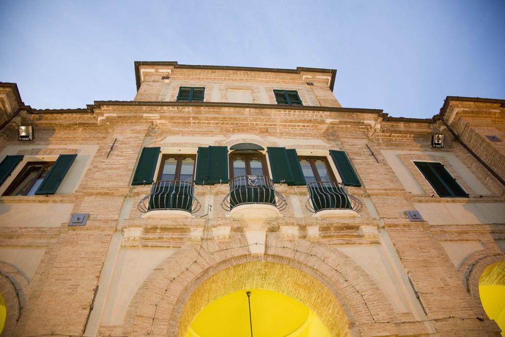 Marchese Del Grillo Fabriano Exterior foto